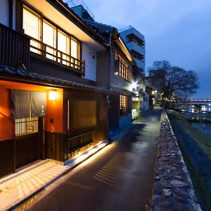  Holiday home Kyotoya Kamogawagojo
